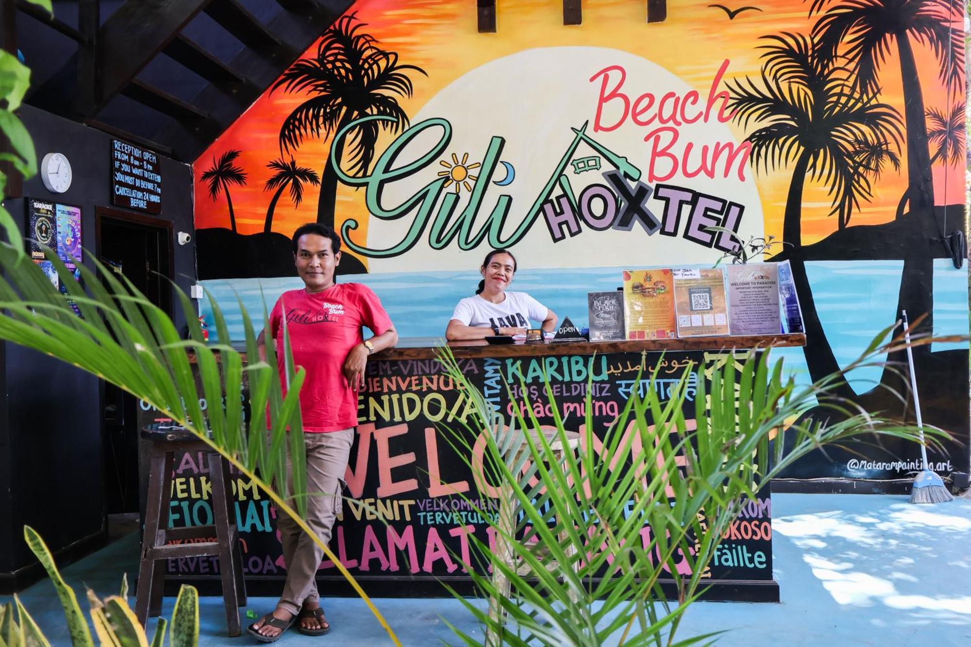 Gili Beach Bum Hostel Gili Trawangan Esterno foto